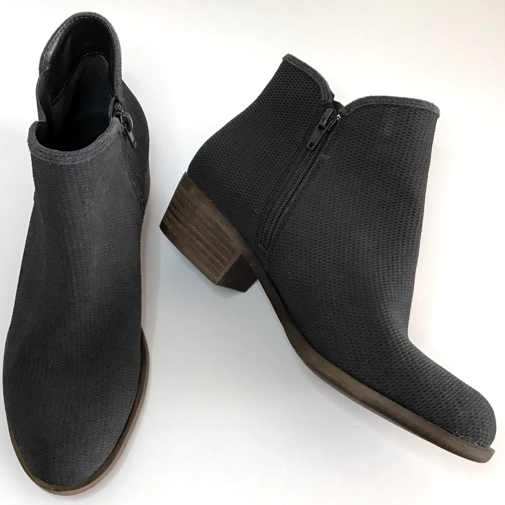 Kensie " Gerona" Gray Suede Leather Ankle Bootie 9